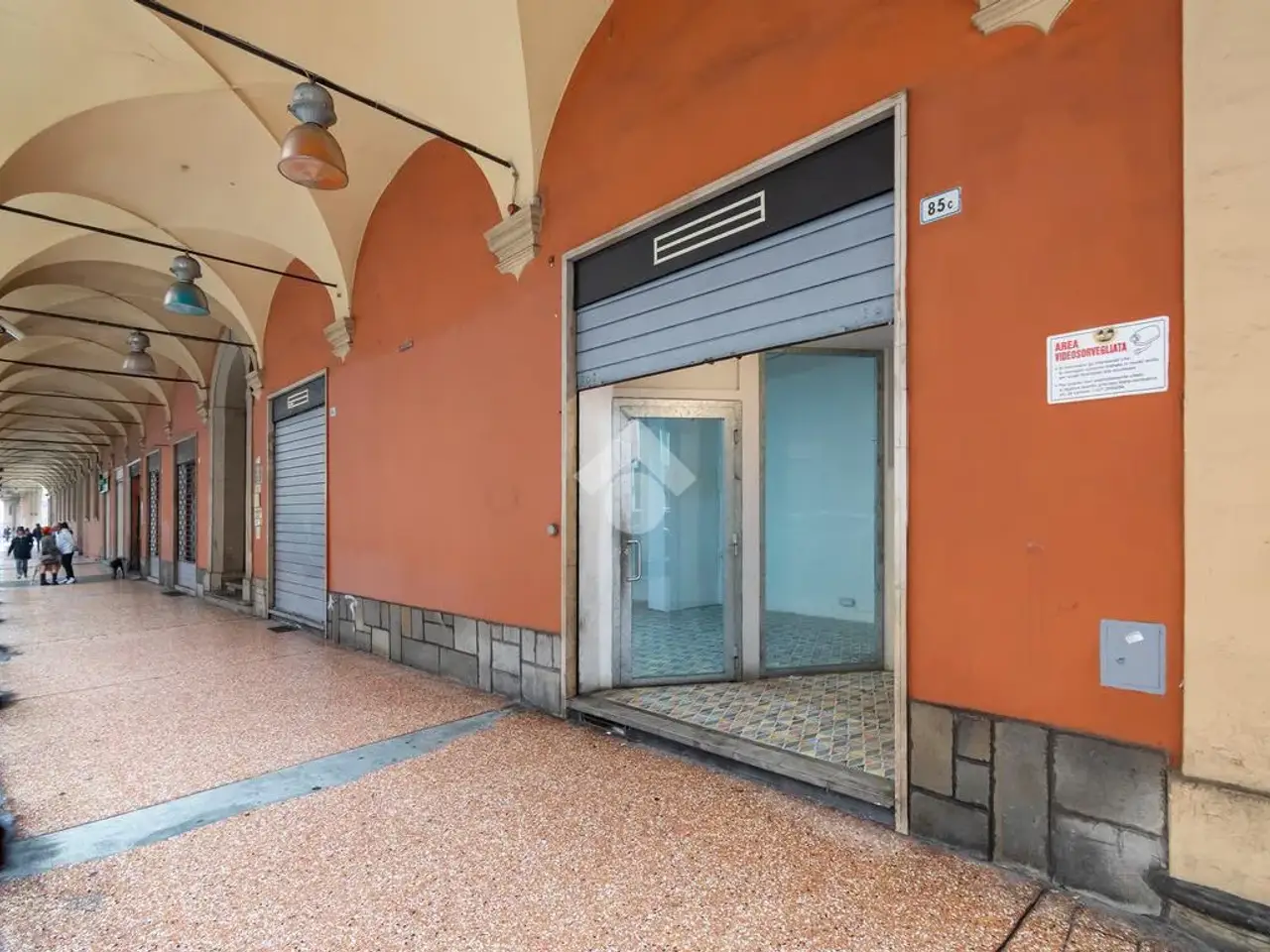Negozio in Via Galliera 85, Bologna, {3} - Foto 1