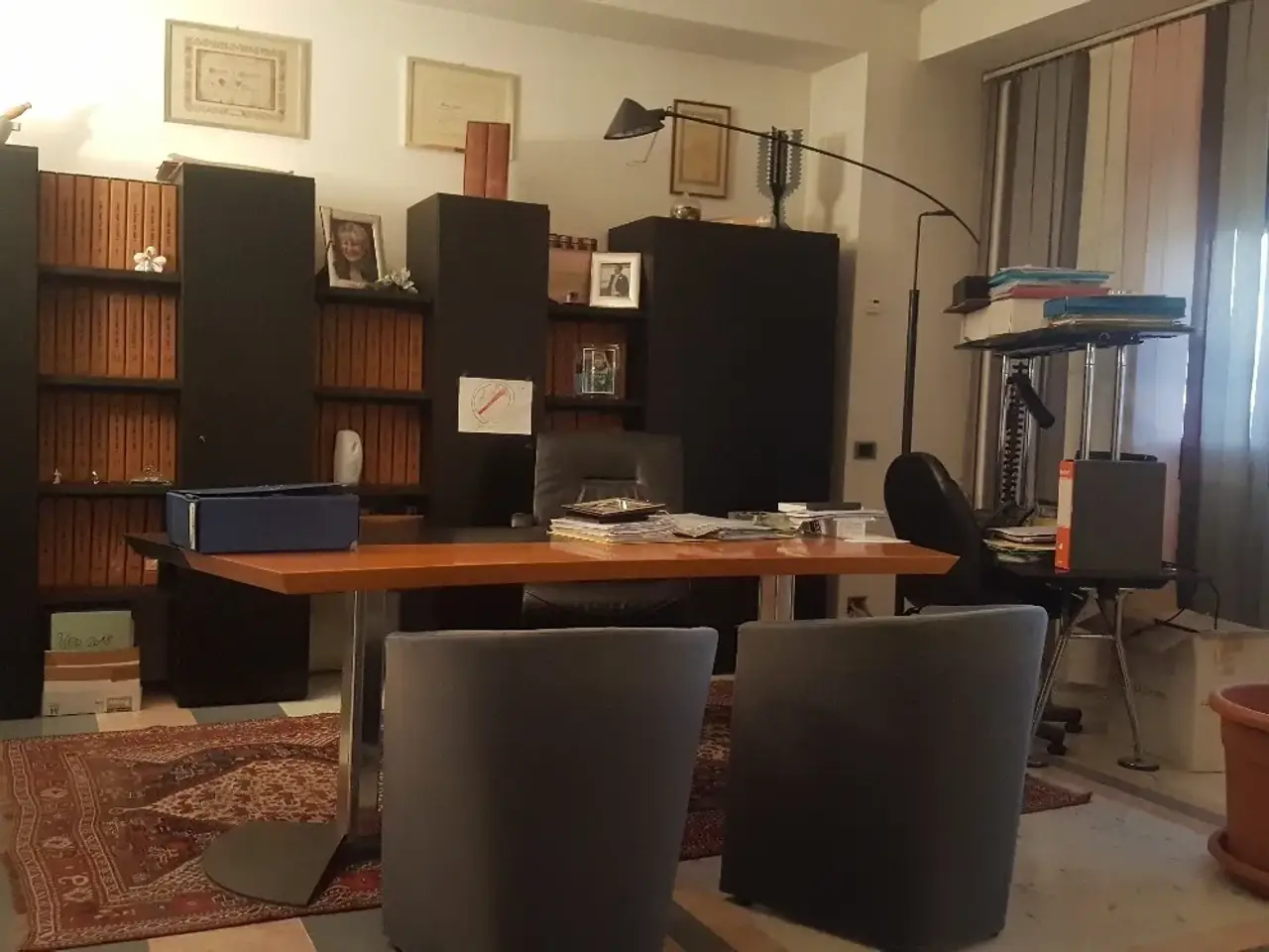 Ufficio in , Carrara, {3} - Foto 1
