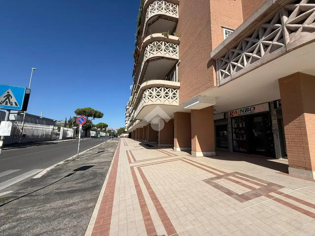 Negozio in Via Raffaele Conforti 98, Roma, {3} - Foto 2