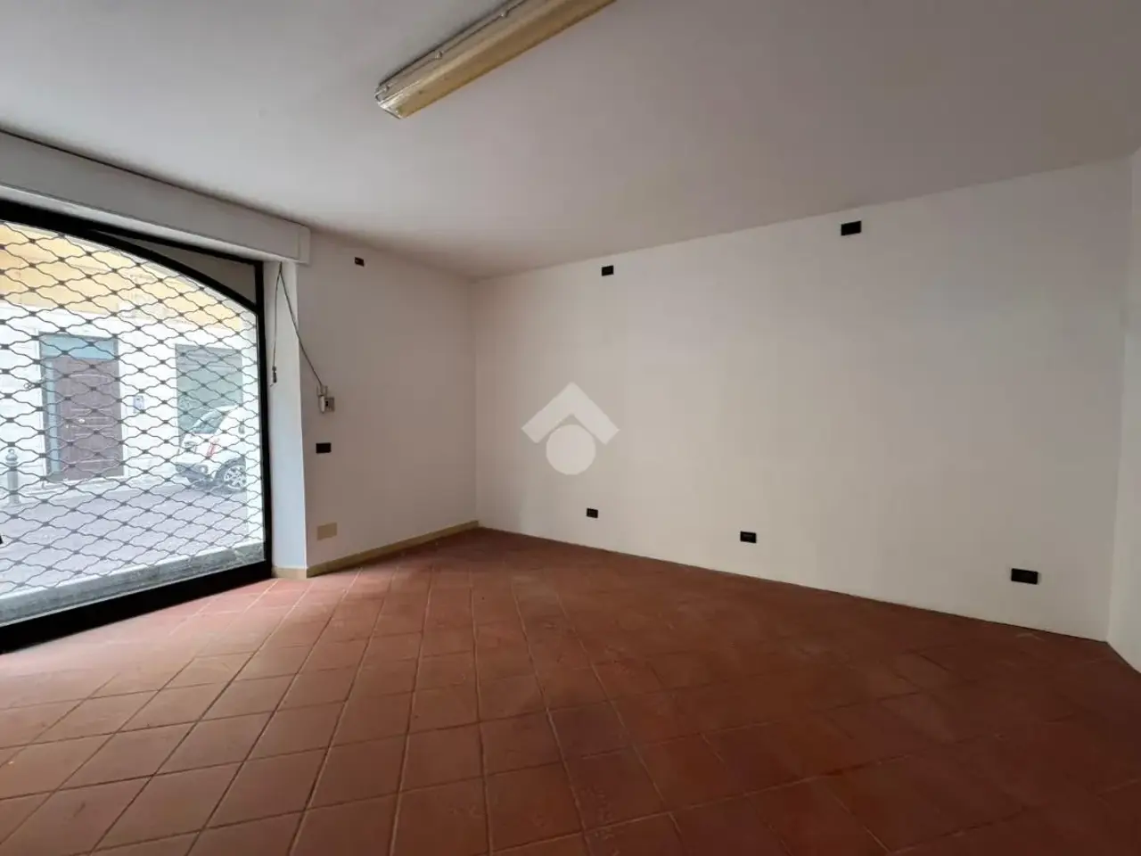 Negozio in Via Cairoli 105, Rimini, {3} - Foto 1