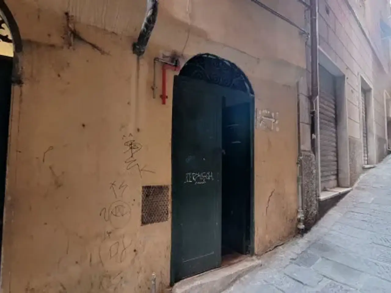Magazzino in Vico Salvaghi, Genova, {3} - Foto 1