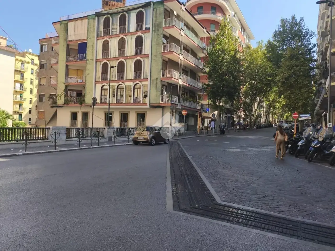 Negozio in Via Alessandro Scarlatti 211, Napoli, {3} - Foto 2