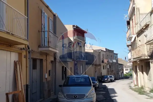 Casa indipendente in Via Nunziatella 14/, Caltagirone - Foto 1