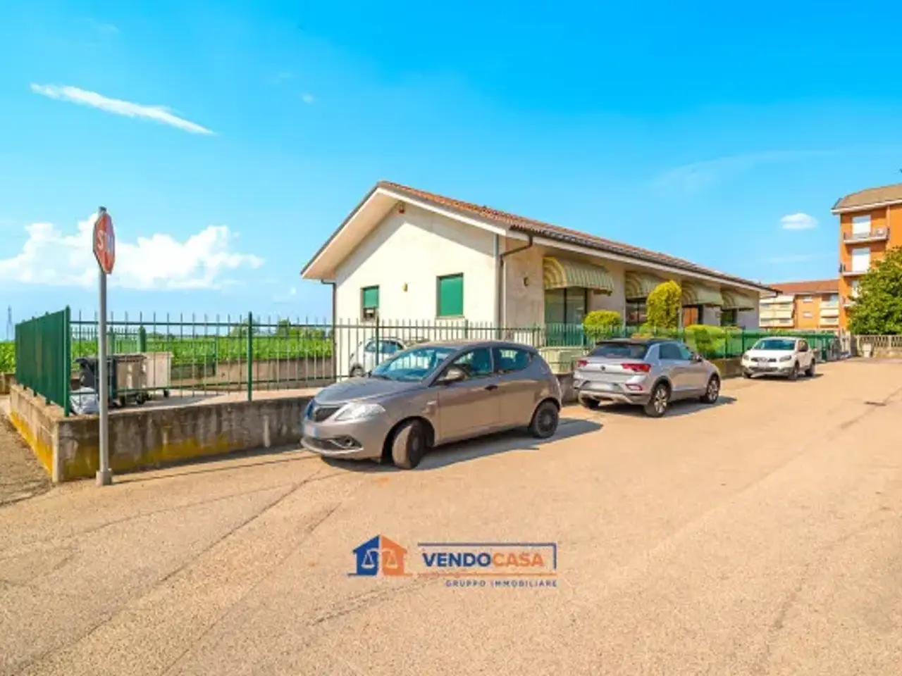 Negozio in Via Vinovo 12, Carmagnola, {3} - Foto 2