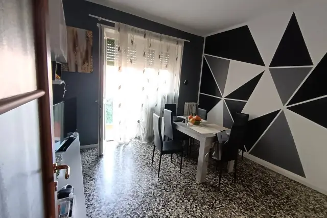 3-room flat in Via 11 Febbraio, Gassino Torinese - Photo 1