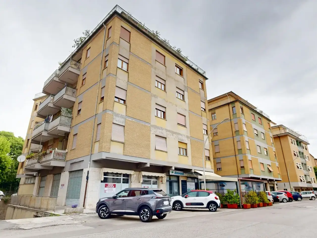 Magazzino in Via Michele Paolessi 131, Rieti, {3} - Foto 2