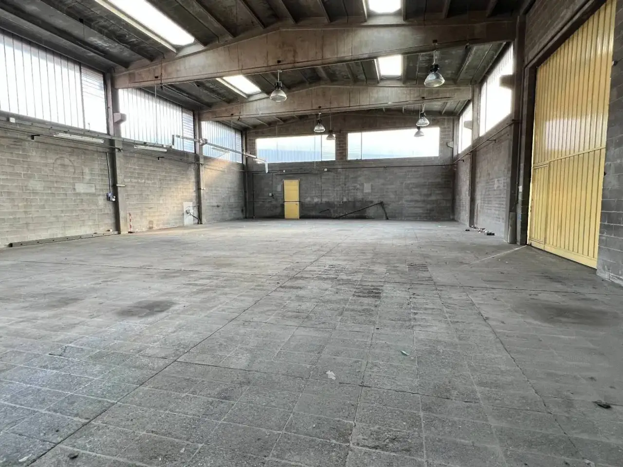 Capannone in Viale dell'Industria Paderno Dugnano, Paderno Dugnano, {3} - Foto 1