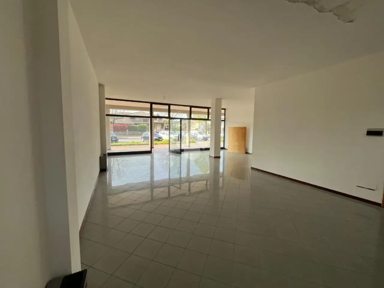 Negozio in Via S. Pietro 3, Villa Del Conte, {3} - Foto 1