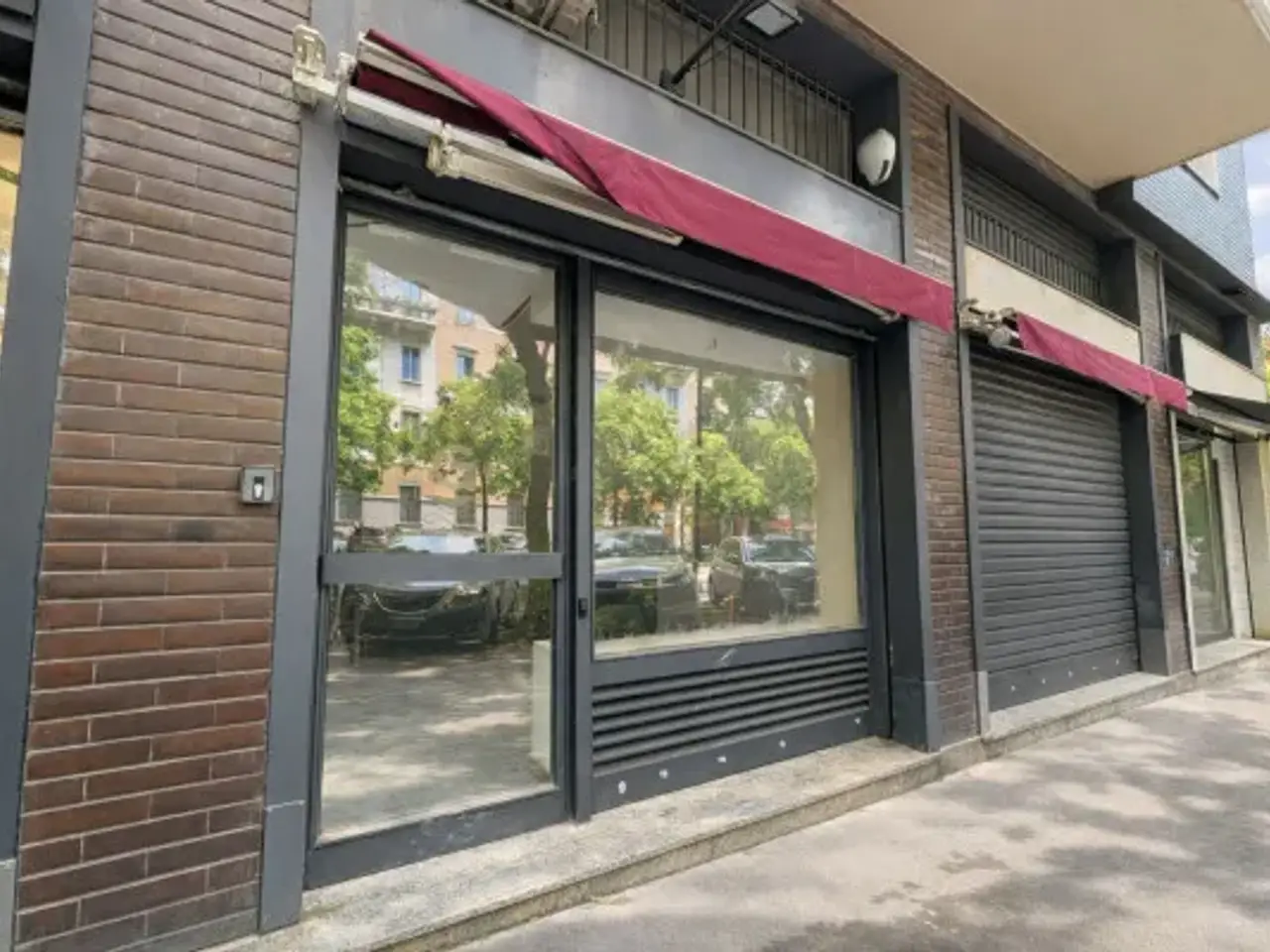 Negozio in Via Andrea Solari 23, Milano, {3} - Foto 2
