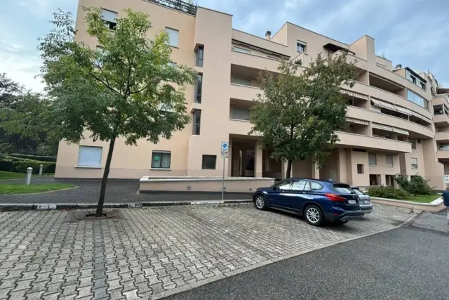 Autoparkplatz in Via delle Armi, Bologna - Foto 1