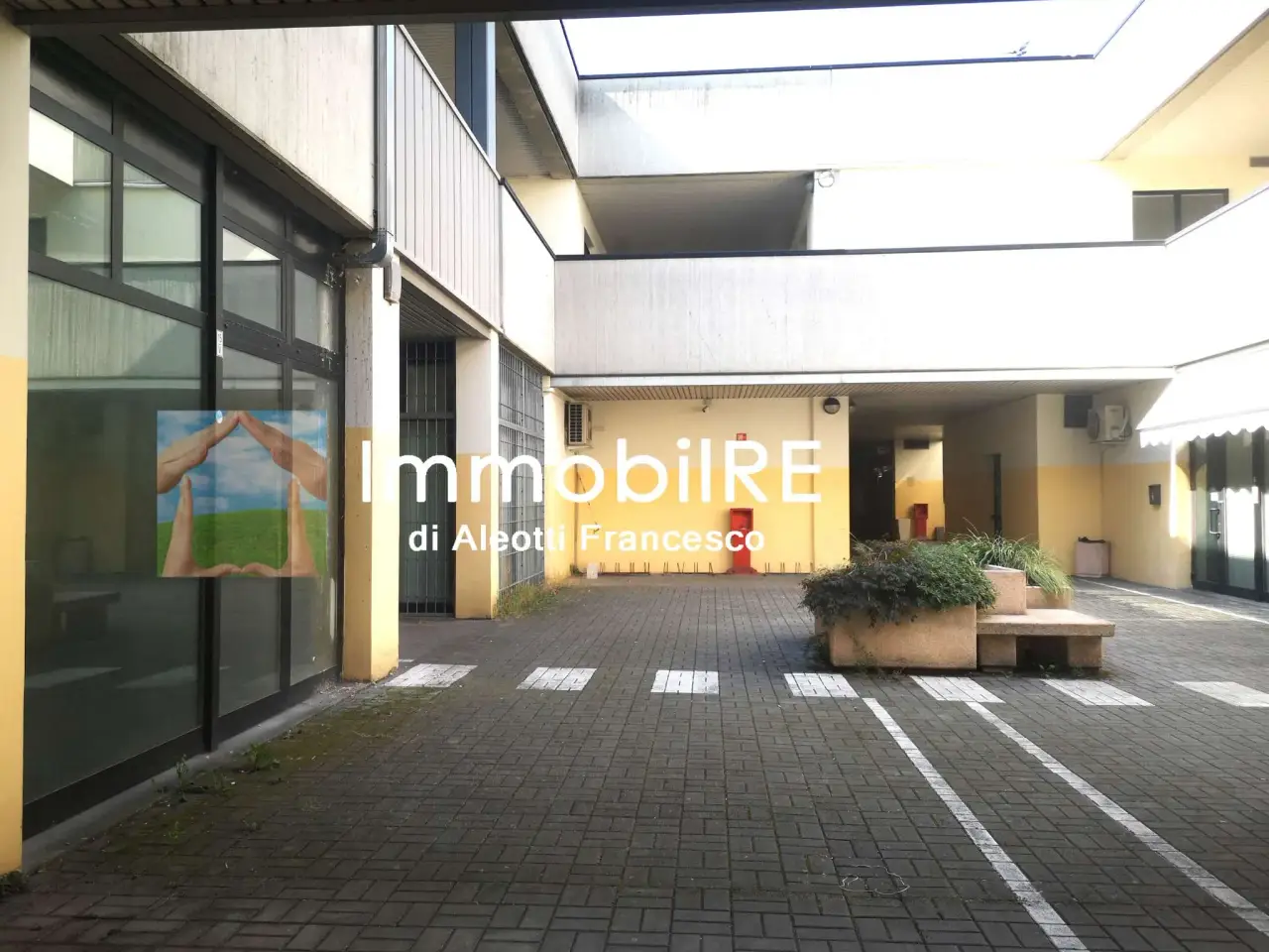 Negozio in , Reggio Emilia, {3} - Foto 2