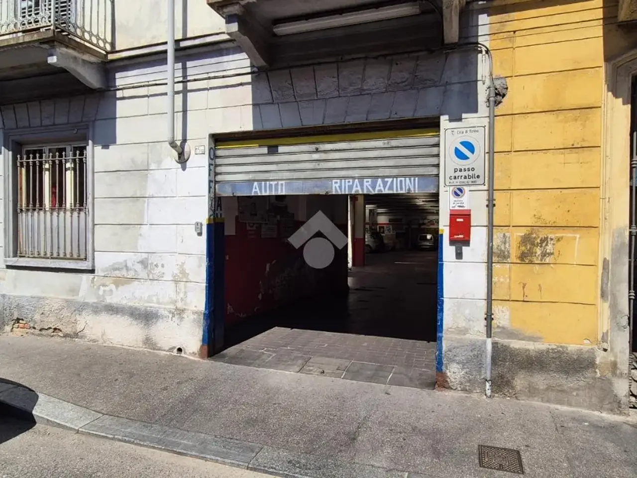 Palazzina commerciale in Via Chiusella 15, Torino, {3} - Foto 2