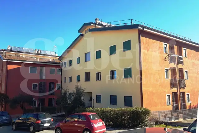 4-room flat in Via Giulio Cesare 89, Rende - Photo 1