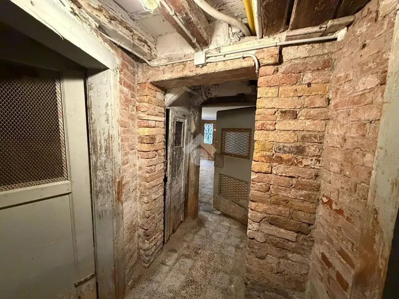 Magazzino in Calle Longa Santa Maria Formosa 5184, Venezia, {3} - Foto 2