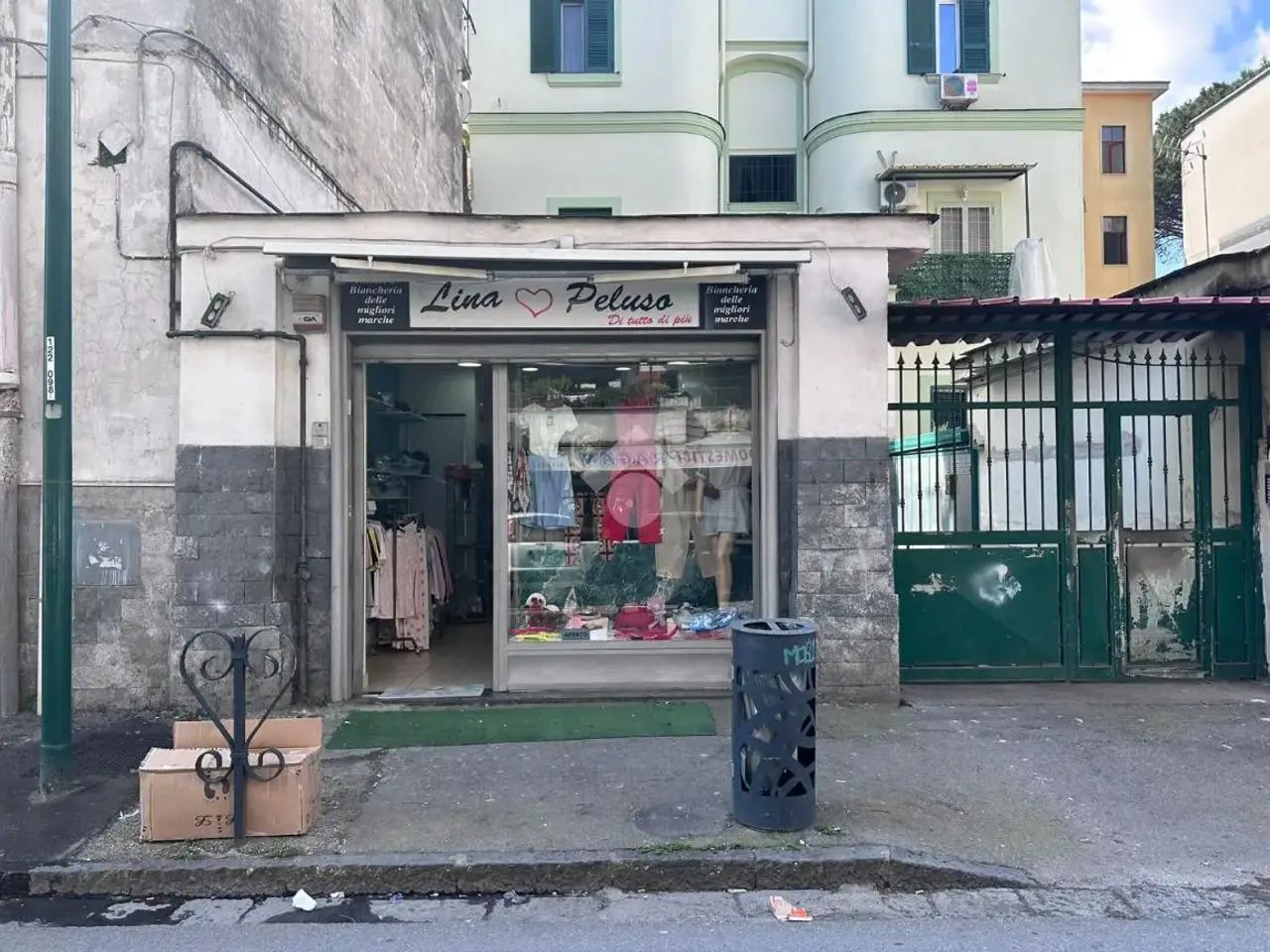 Negozio in Via Lazio 69, Napoli, {3} - Foto 1