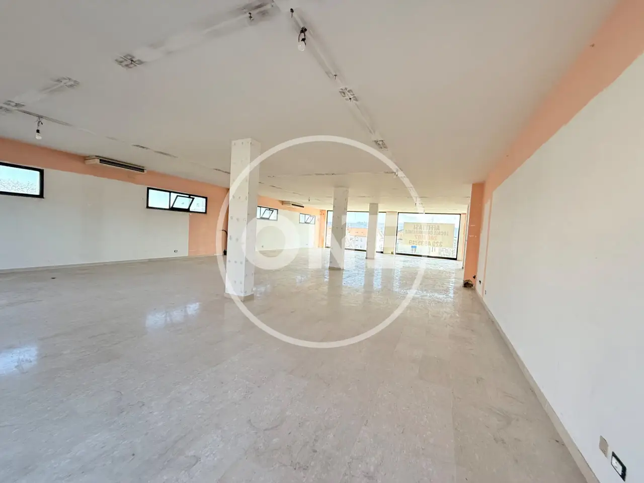 Negozio in Via Mare Adriatico, 25 25, Spoltore, {3} - Foto 1