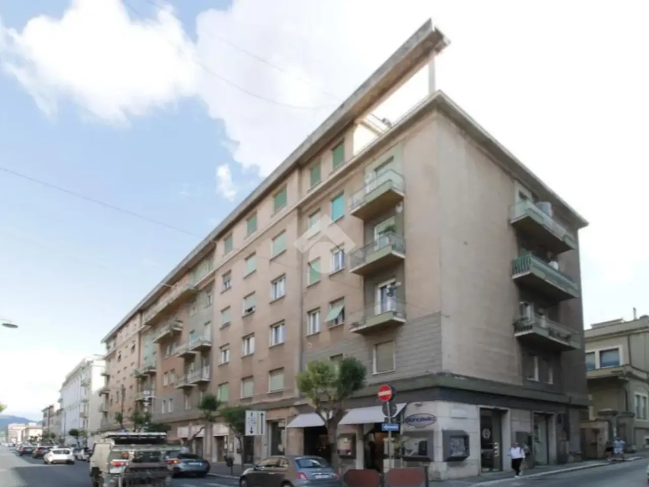 Negozio in Via Mazzini 23, Terni, {3} - Foto 1