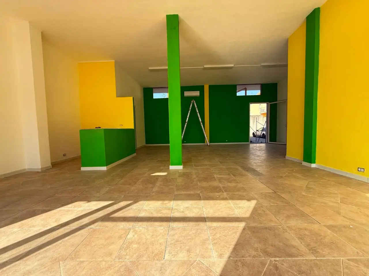 Laboratorio in , Sinnai, {3} - Foto 2