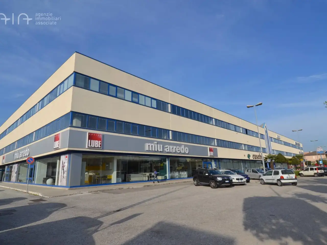 Negozio in Via Pasubio, San Benedetto Del Tronto, {3} - Foto 1
