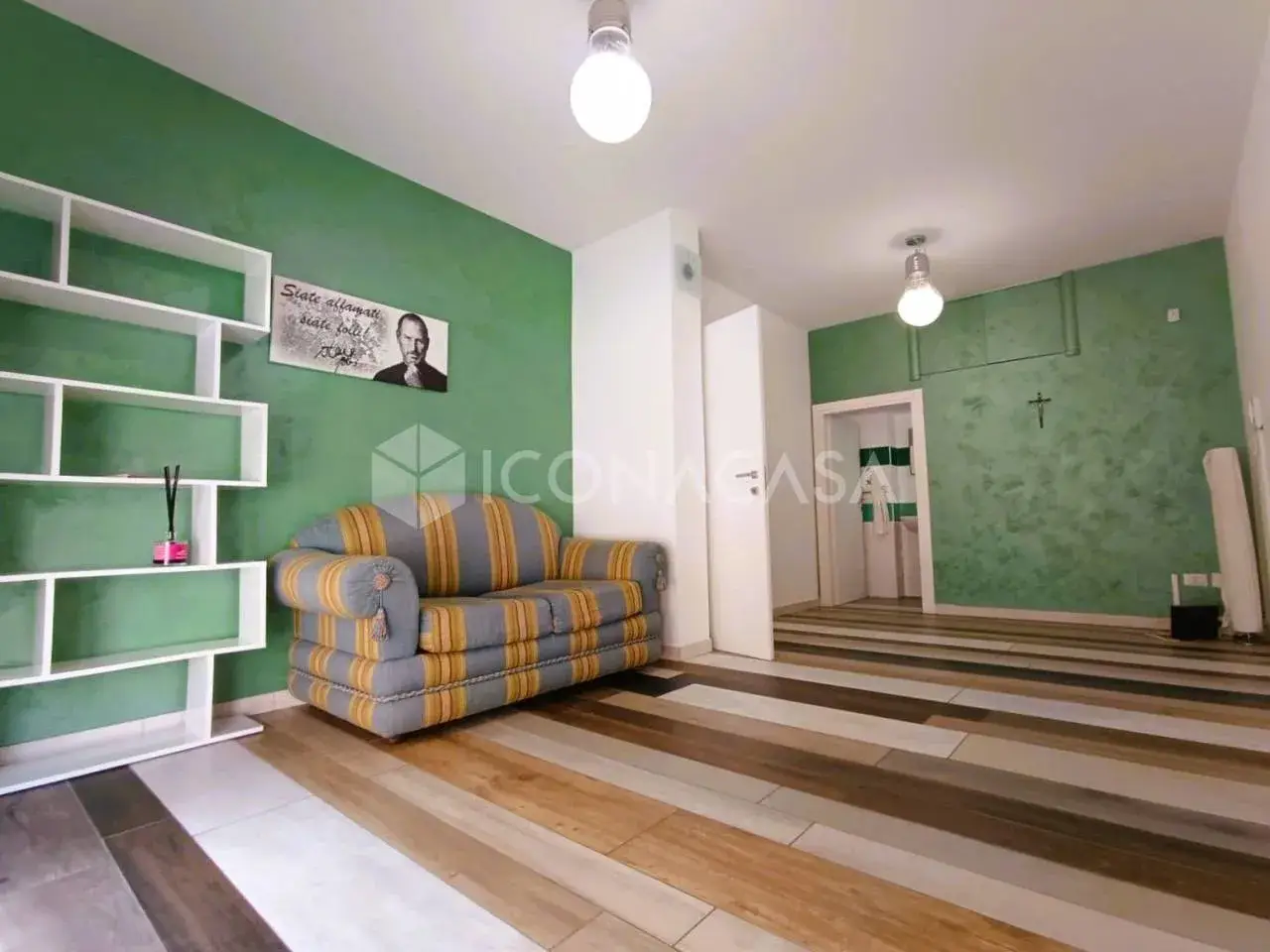 Magazzino in Via Pietro Toselli 46, San Severo, {3} - Foto 1