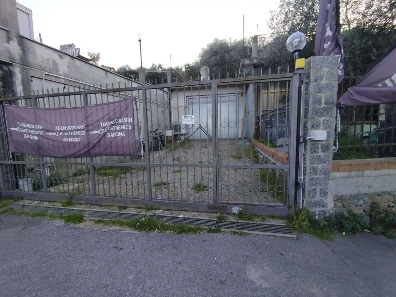 Magazzino in , Savona, {3} - Foto 2