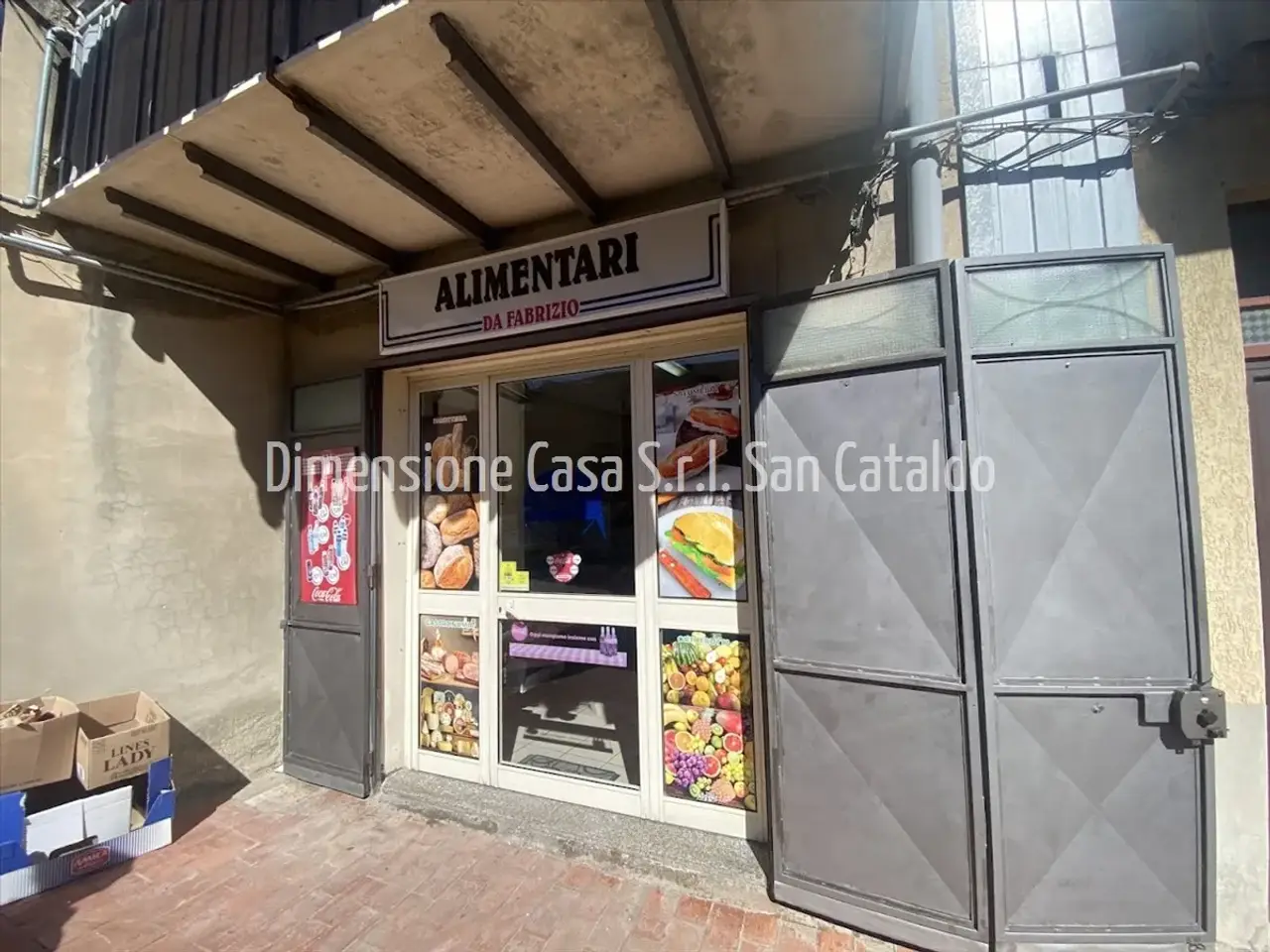 Locale commerciale in Via Caltanissetta 68a, San Cataldo, {3} - Foto 2