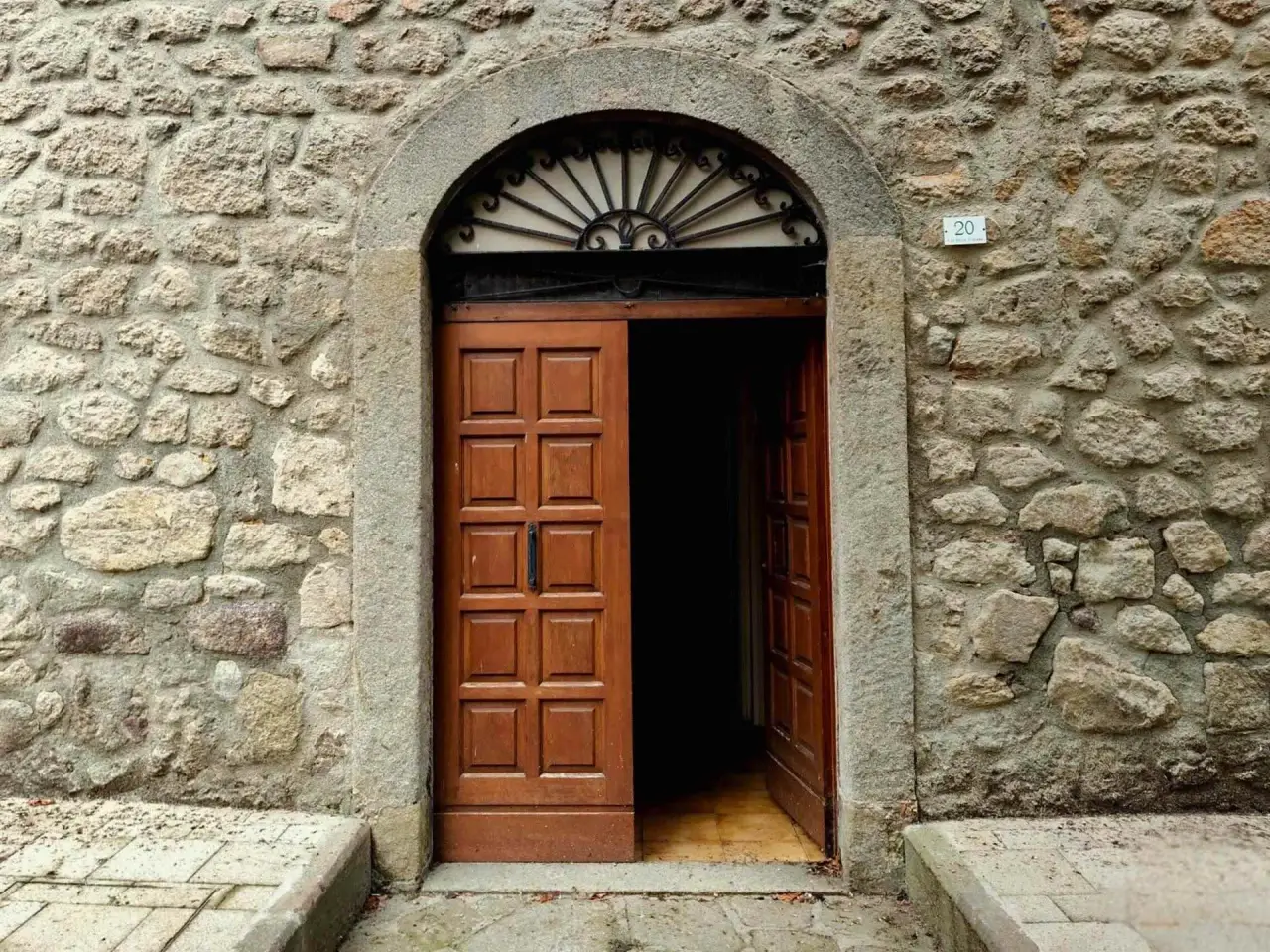 Negozio in Piazza della Fontana, Castiglione D'Orcia, {3} - Foto 1