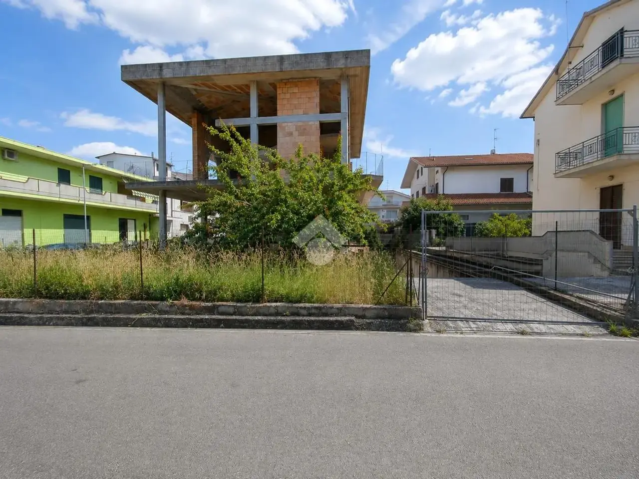 Palazzina commerciale in Via Gabriele d' Annunzio, Sant'Omero, {3} - Foto 2