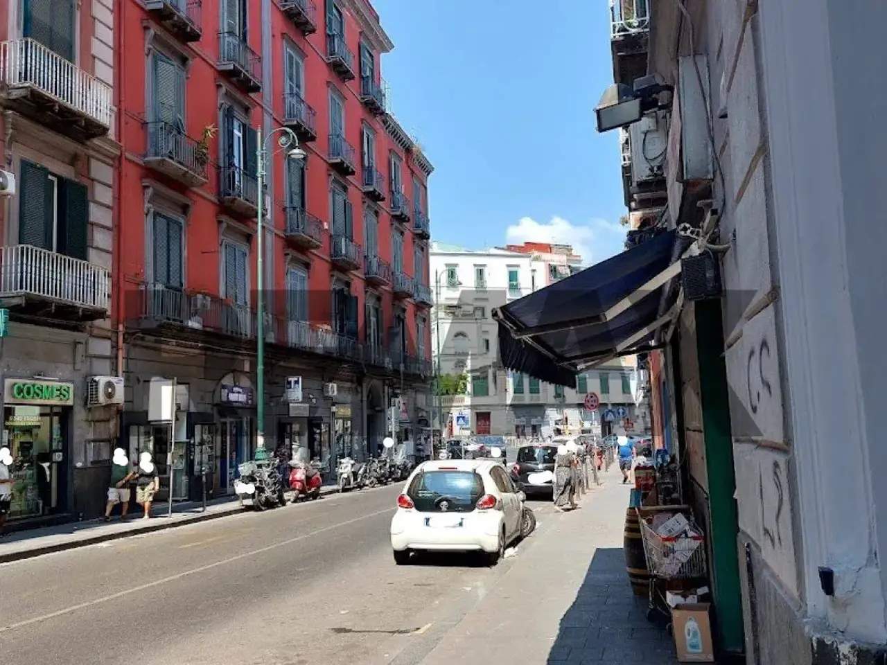 Negozio in Corso Vittorio Emanuele 472, Napoli, {3} - Foto 2