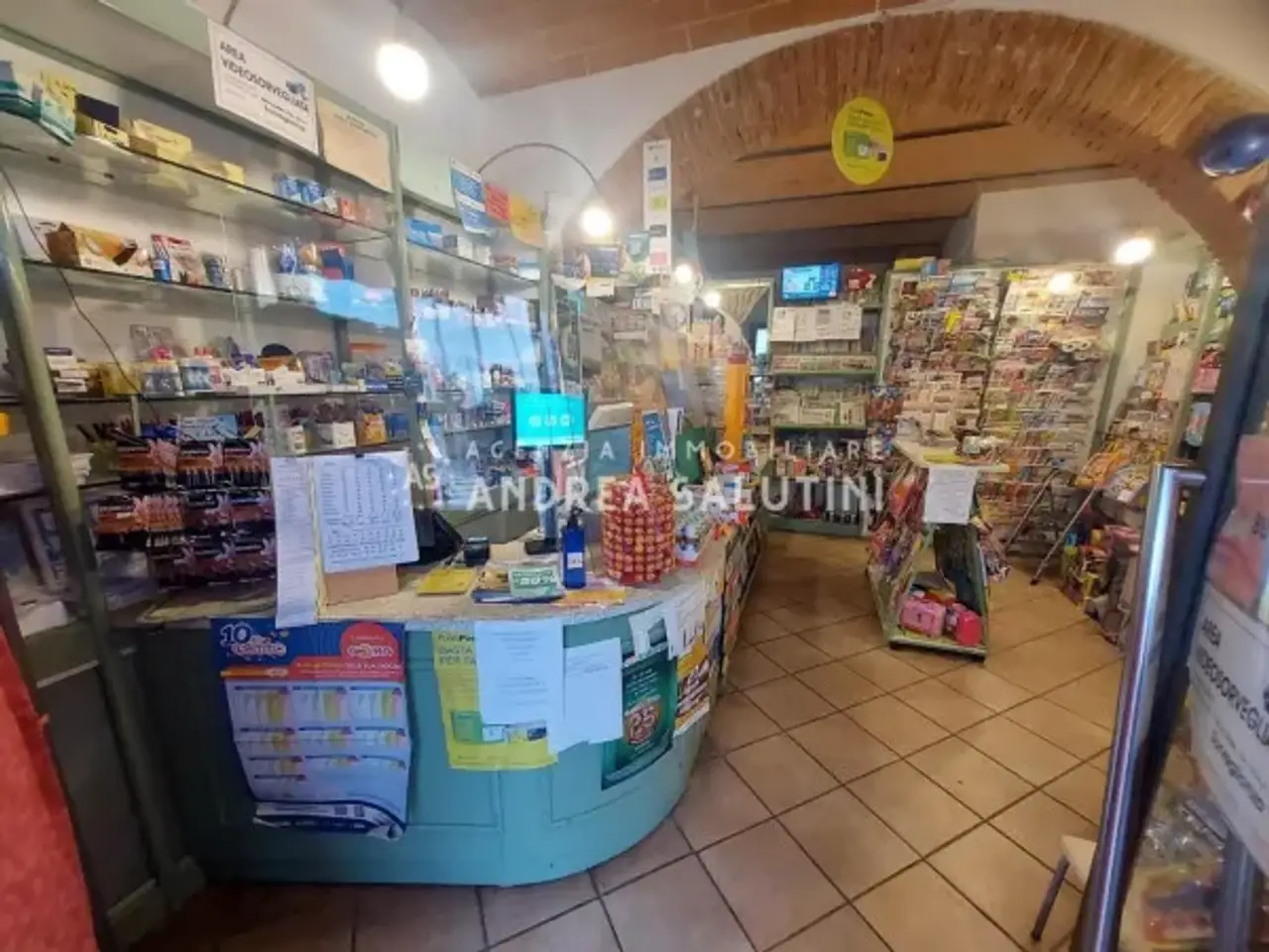 Tabaccheria in Via Fosso Nuovo 79, Pontedera, {3} - Foto 1