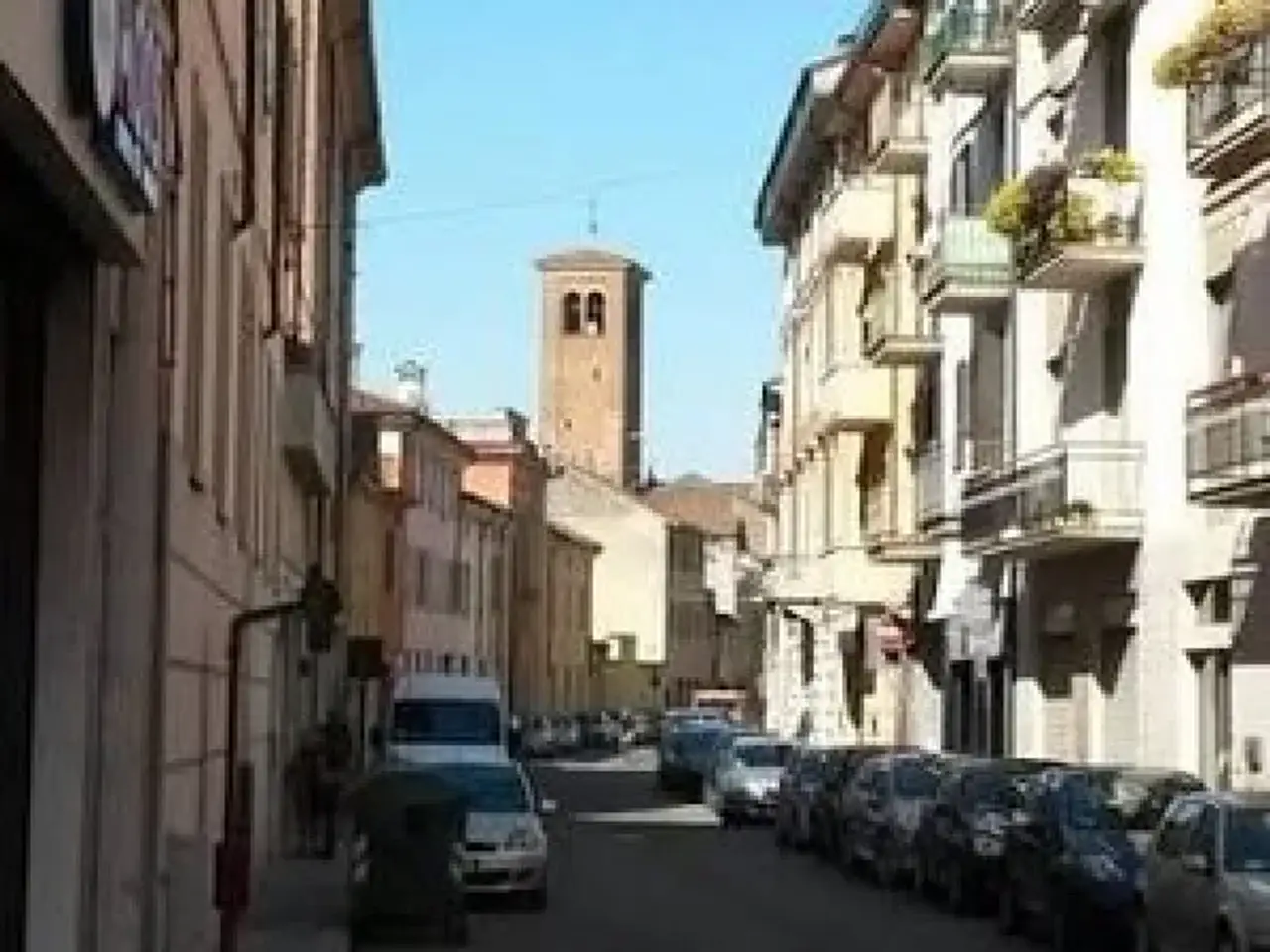 Magazzino in Via Giovanni Battista Scalabrini, Piacenza, {3} - Foto 1