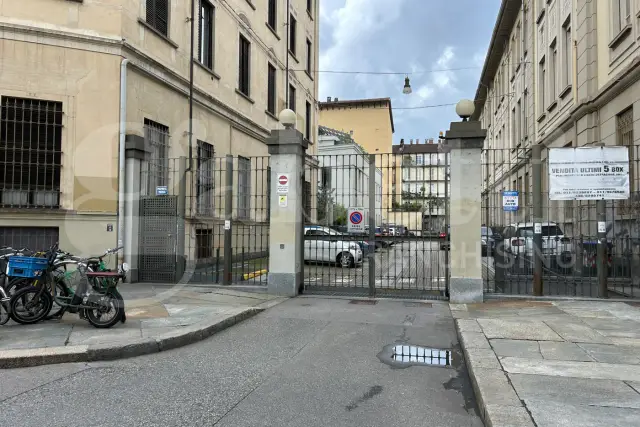 insertion image