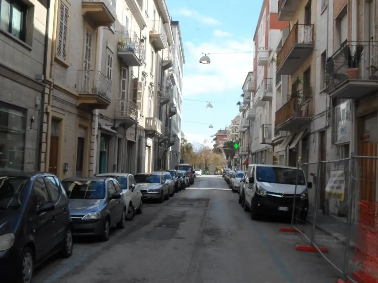 Negozio in Via Risorgimento, San Benedetto Del Tronto, {3} - Foto 1