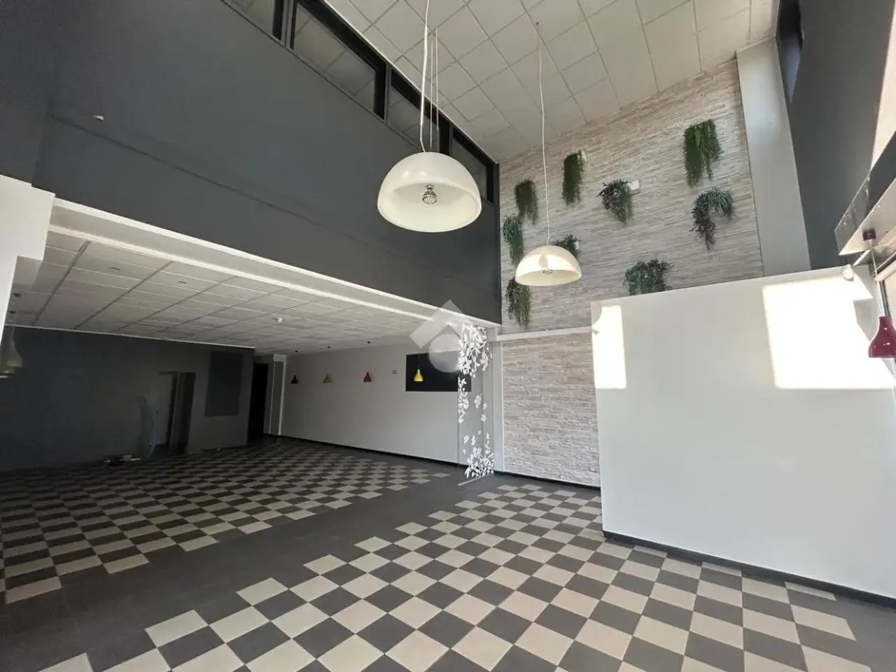 Negozio in Viale G. Gozzi 79, Abano Terme, {3} - Foto 2