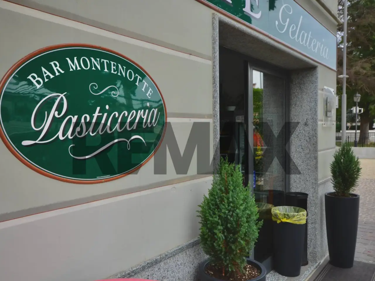 Bar in Piazza della Vittoria 28, Cairo Montenotte, {3} - Foto 2