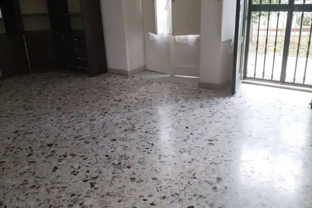 4-room flat in {3}, Piazza Dante Alighieri - Photo 1