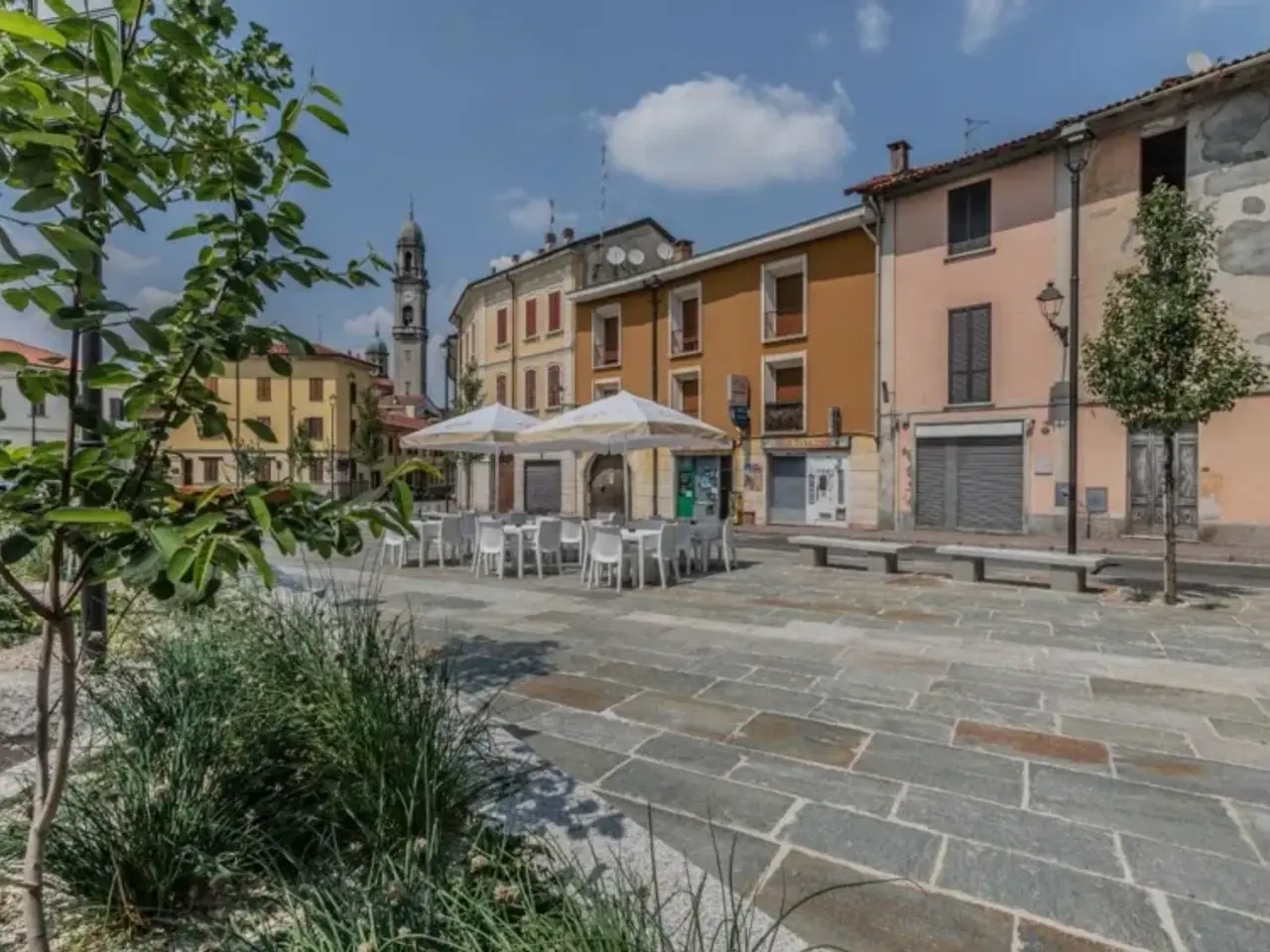 Locale commerciale in Via Unione, Lomazzo di Sotto, Lomazzo, Como, Lombardia, 22074, Italia, Lomazzo, {3} - Foto 1