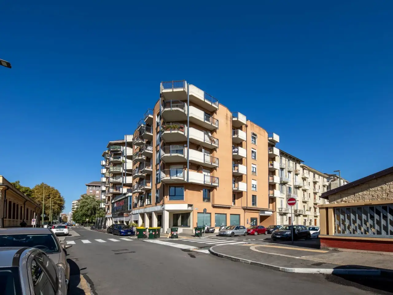 Negozio in Via Cesana, 11, Torino, {3} - Foto 1