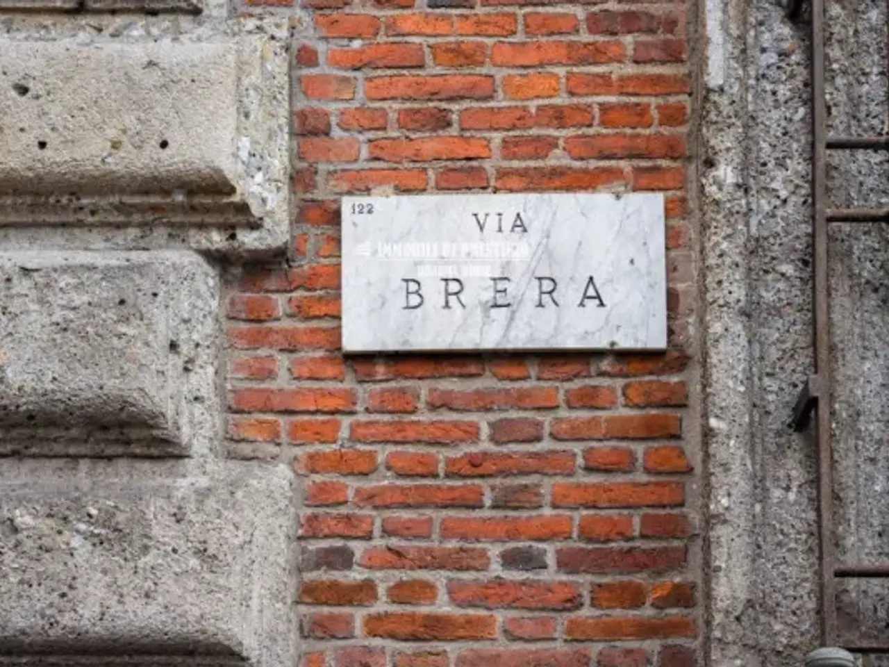 Negozio in Piazza del Carmine, Milano, {3} - Foto 1