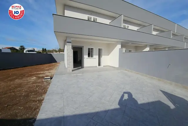 Villa in Via Lecce, Ardea - Foto 1