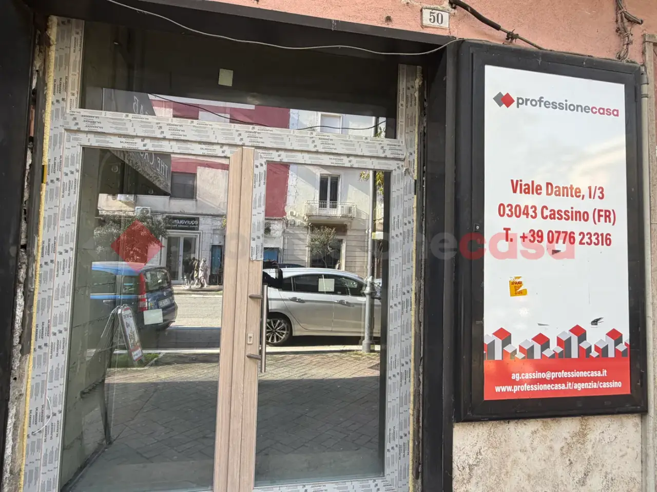 Negozio in Viale Dante 50, Cassino, {3} - Foto 2