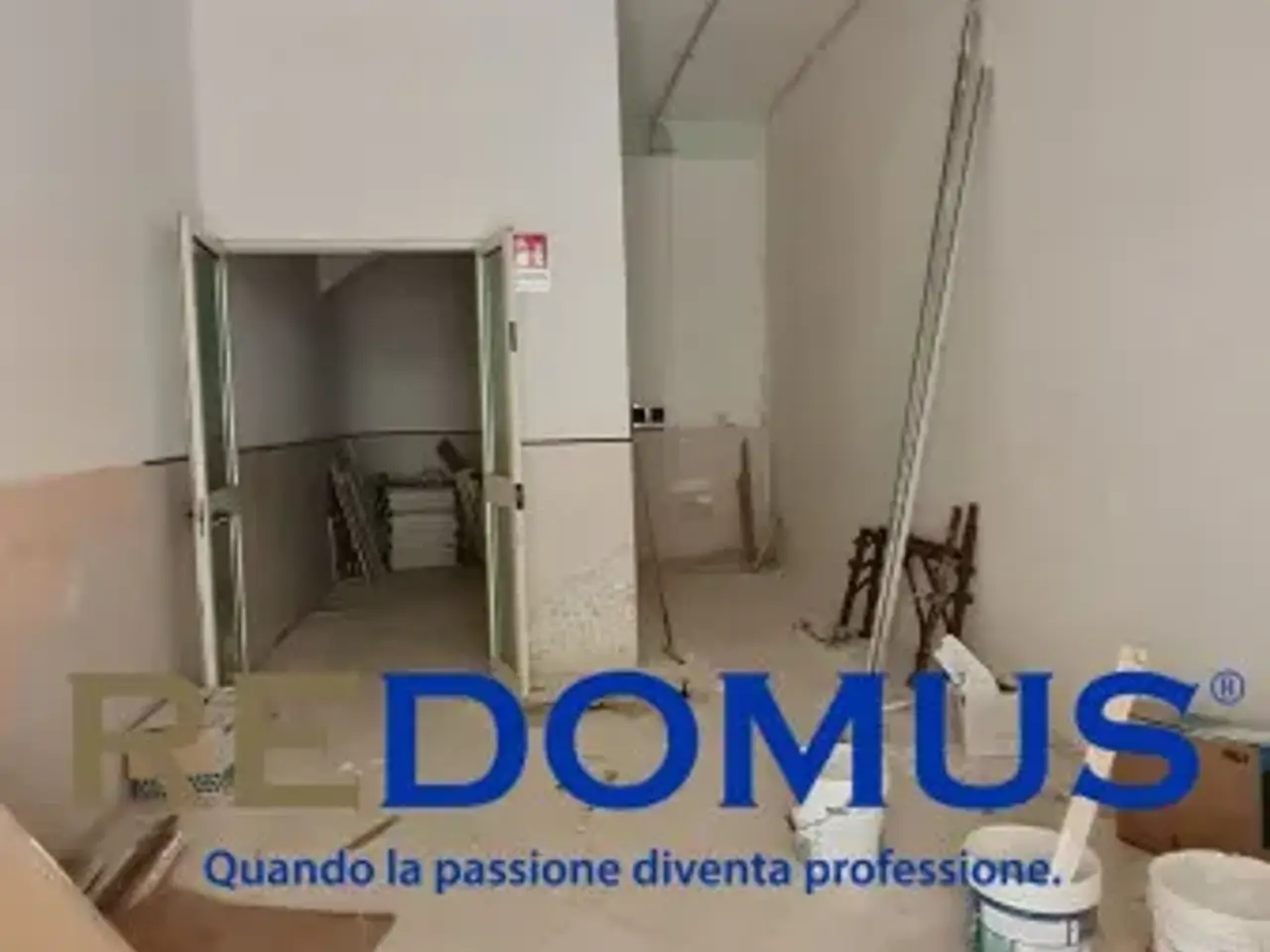 Negozio in Via Olbia, Pomigliano D'Arco, {3} - Foto 1