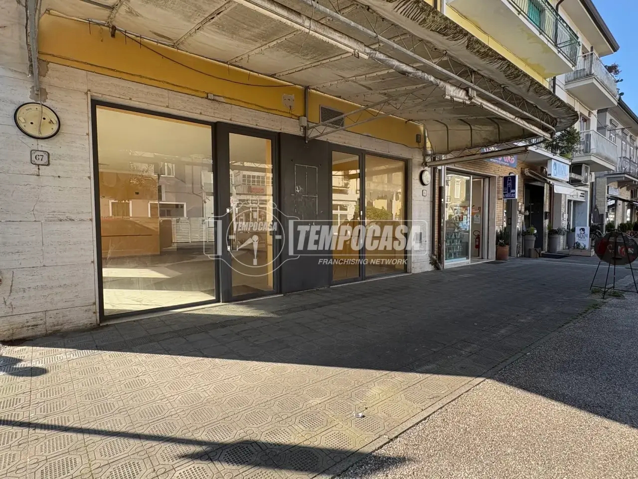 Negozio in Via del Fortino 67, Camaiore, {3} - Foto 1