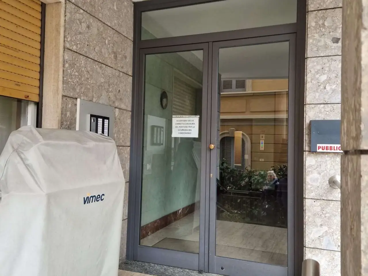 Ufficio in , Varese, {3} - Foto 2