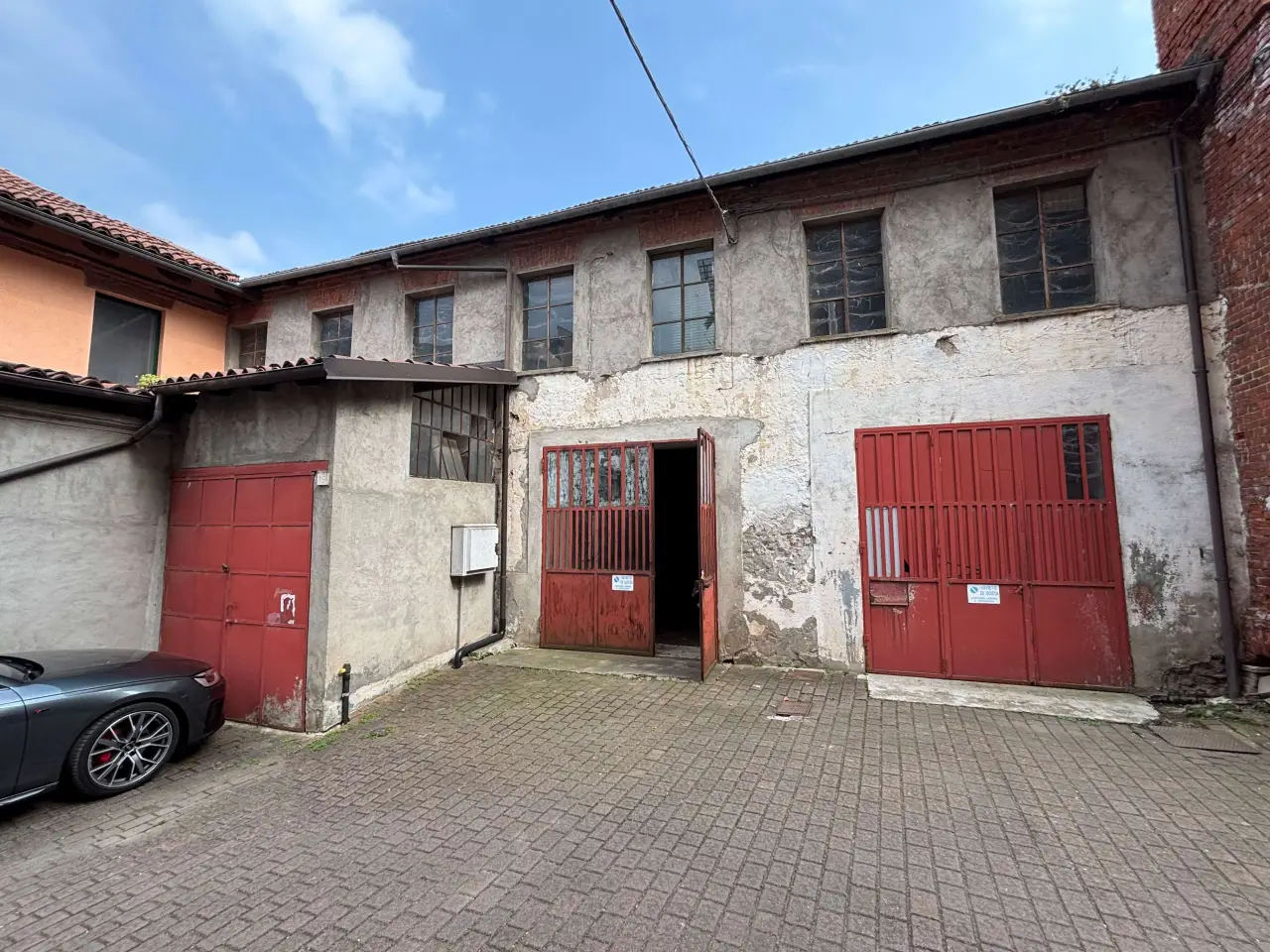 Palazzina commerciale in Via Molino Colombini 19, Pinerolo, {3} - Foto 2