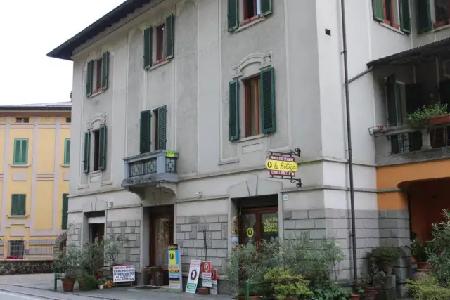 Wohnung in Via Guglielmo Marconi 14, Castelnuovo di Garfagnana - Foto 1