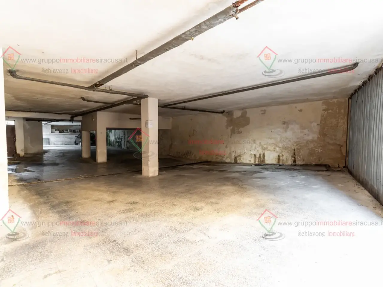 Parcheggio chiuso in , Melilli, {3} - Foto 2