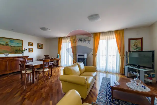 Apartament in Via Umberto I 106, Monreale - Photo 1