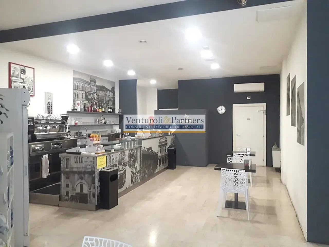 Bar in Via Solferino, Brescia, {3} - Foto 1