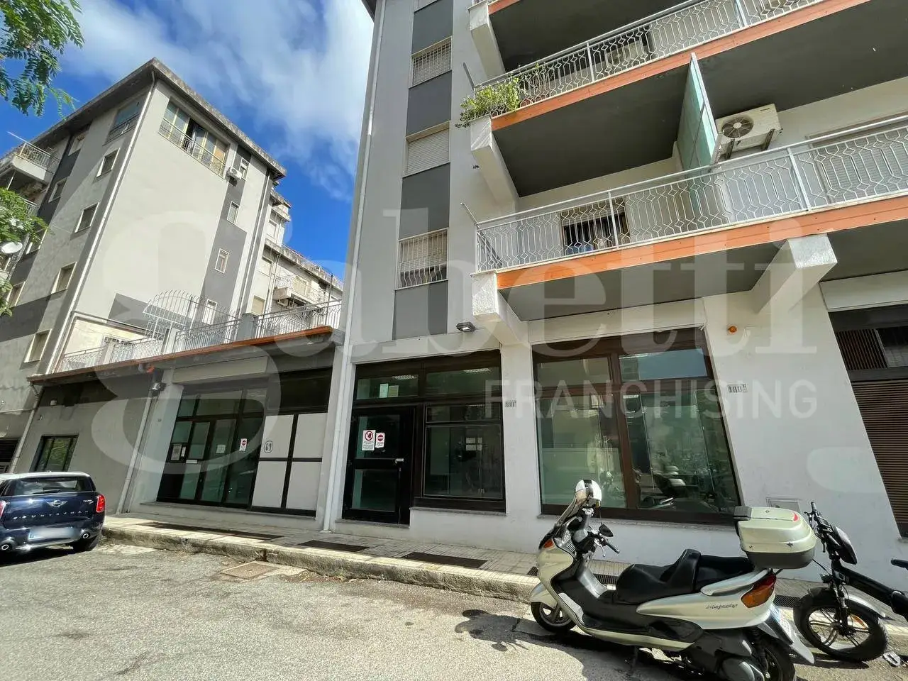 Magazzino in Viale del Murialdo 180, Corigliano-Rossano, {3} - Foto 2